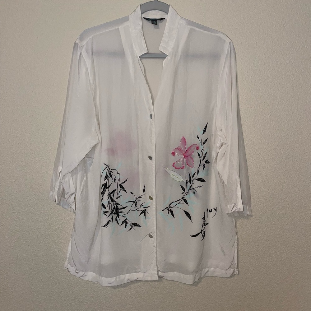What if ..? 100% silk white-cream tone button down blouse - Picture 9 of 16